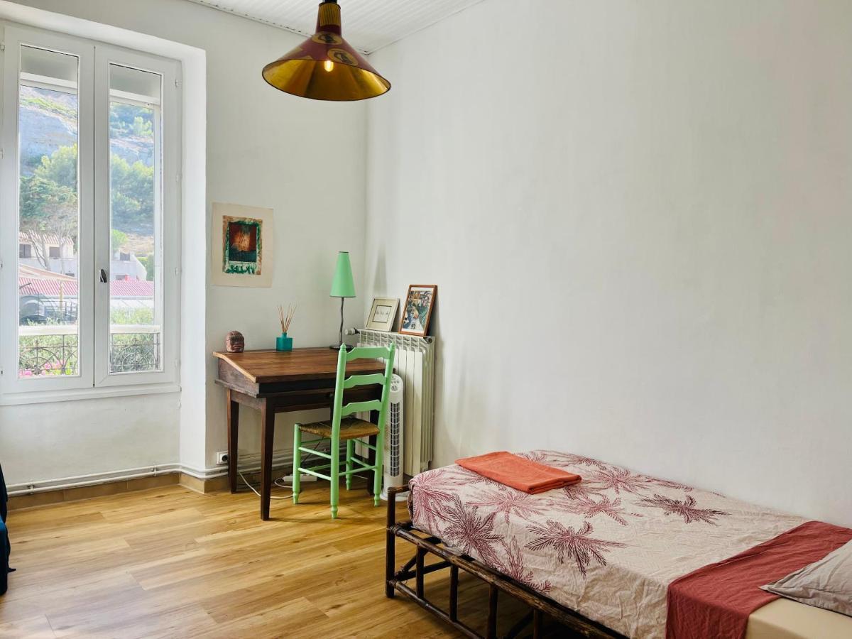 Authentique T3 Calme Entre Et Calanques Apartment *